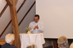Grußwort von  Herrn Schwake